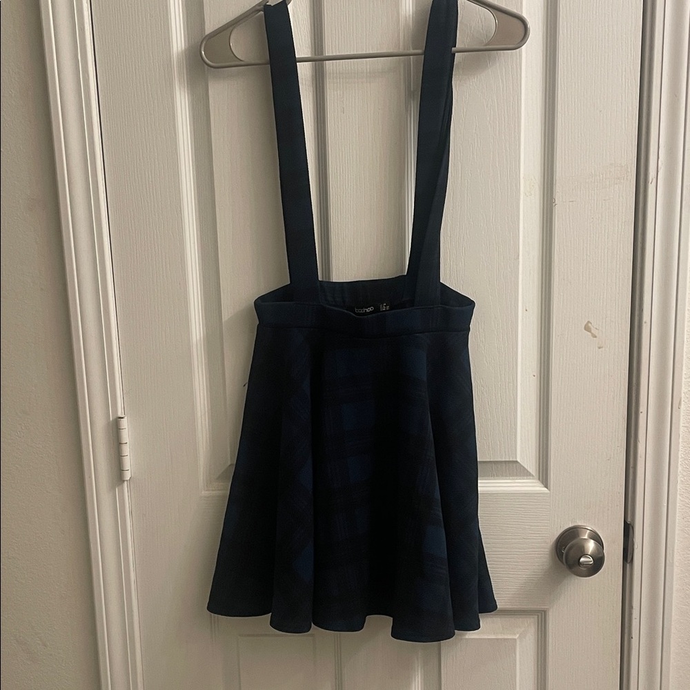Boohoo Navy Plaid Suspender Skater Skirt